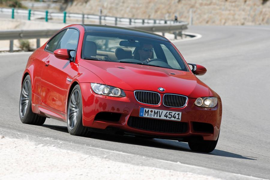  BMW M3 2009 года  (фото 35 из 38)